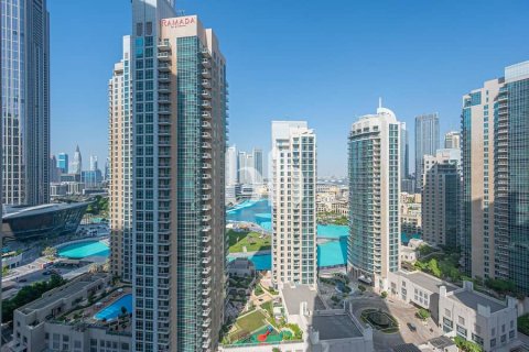 Downtown Dubai (Downtown Burj Dubai)、Dubai、UAE にあるマンション販売中 2ベッドルーム、109 m2、No642562 - 写真 1