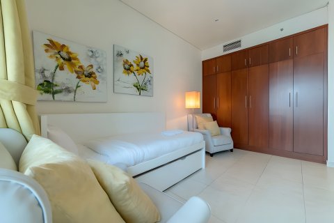 Dubai Marina, UAE의 임대용 아파트 침실 3개, 176.56제곱미터 번호 764215 - 사진 10