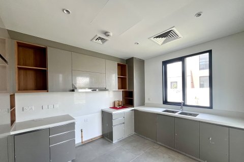Снять в аренду виллу в Джабаль-Али, Дубай, ОАЭ 4 спальни, 404.96м2, № 764216 - фото 4