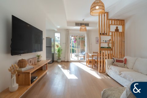 The Springs, Dubai, UAE의 임대용 빌라 침실 2개, 157제곱미터 번호 671320 - 사진 2