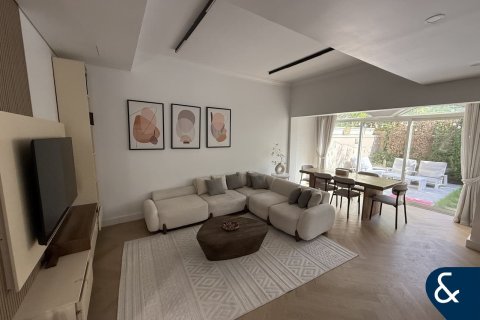 Vila v Dubai Land, SAE 2 ložnice, 173 m² Č.: 671309 - fotografie 1