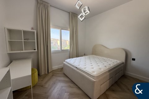 Vila v Dubai Land, SAE 2 ložnice, 173 m² Č.: 671309 - fotografie 12
