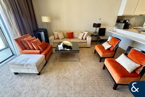 شقة للإيجار في وسط مدينة دبي، دبي، الإمارات العربية المتحدة 1 غرفة نوم ، 71 متر مربع ، رقم 671323 - صورة 2