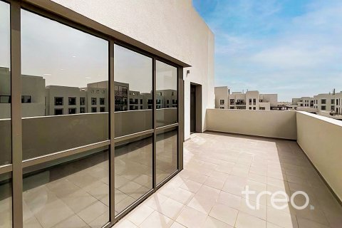 Appartamento in vendita a Town Square, Dubai, EAU 3 camere da letto, 12.91 mq. № 739285 - foto 2