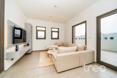 Appartamento in vendita a Town Square, Dubai, EAU 3 camere da letto, 12.91 mq. № 739285 - foto 4