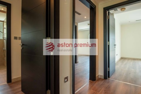 Vilë në Jumeirah Park, Dubai, Emiratet e Bashkuara Arabe 3 dhoma gjumi, 343.7 m2. № 634459 - Foto 29