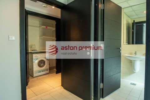 Vilë në Jumeirah Park, Dubai, Emiratet e Bashkuara Arabe 3 dhoma gjumi, 343.7 m2. № 634459 - Foto 31