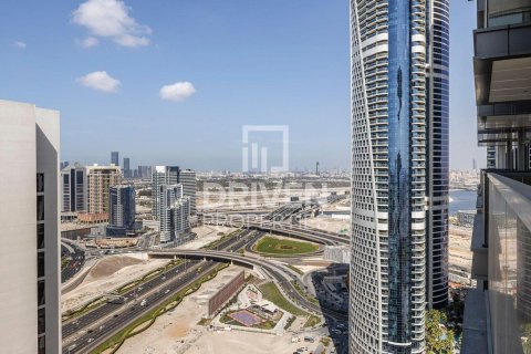 Business Bay, Dubai, संयुक्त अरब अमीरात में अपार्टमेंट, 2 बेडरूम, 137.03 वर्ग मीटर, संख्या 744975 - फ़ोटो 17