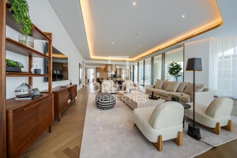 דירה ב Business Bay, Dubai, איחוד האמירויות 4 חדרי שינה, 402.55 מ