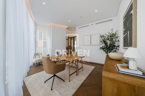 Διαμέρισμα σε Business Bay, Dubai, ΗΑΕ 4 υπνοδωμάτια, 402.55 τ.μ. Αρ. 744974 - φωτογραφία 10