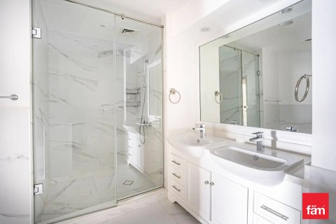 Apartamento en alquiler en Palm Jumeirah, Dubai, EAU 1 dormitorio, 121.1 m2 № 718943 - foto 11
