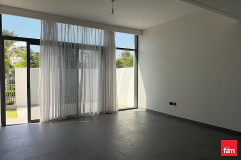 Вилла Дубай, БАӘ-да 4 жатын бөлмелер, 249.6 м² № 718933 - фото 3