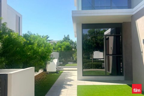Villa em Dubai, EAU 4 quartos, 249.6 m2 № 718933