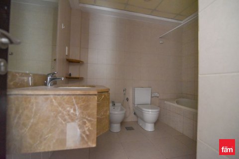 Apartament na sprzedaż w Dubai, ZEA 2 sypialnie, 136.4 mkw., nr 718934 - zdjęcie 17
