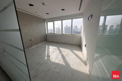Üürile anda kontor asukohaga Dubai, AÜE: 122.5 m² Nr 630363 - pilt 6