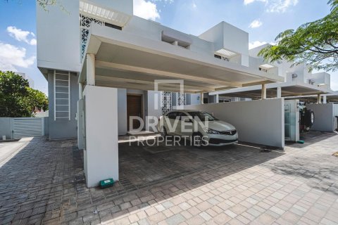 Kaupunkipientalo Mudon, Dubai, Arabiemiraatit 3 makuuhuonetta, 263.94 m2 № 768442 - kuva 19