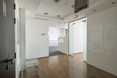 Biuro do wynajęcia w Jumeirah Lake Towers, Dubai, ZEA 75 mkw., nr 715266 - zdjęcie 6
