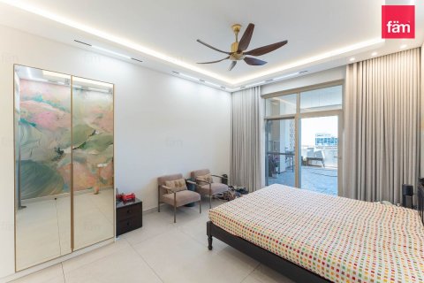 Apartament në Motor City, Dubai, Emiratet e Bashkuara Arabe 3 dhoma gjumi, 273 m2. № 715298 - Foto 17
