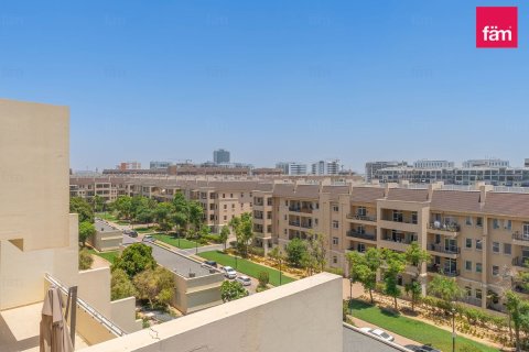 Apartament në Motor City, Dubai, Emiratet e Bashkuara Arabe 3 dhoma gjumi, 273 m2. № 715298 - Foto 2
