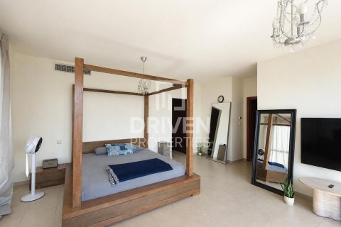 Jumeirah Beach Residence, Dubai, UAE의 판매용 아파트 침실 4개, 271.09제곱미터 번호 767412 - 사진 11