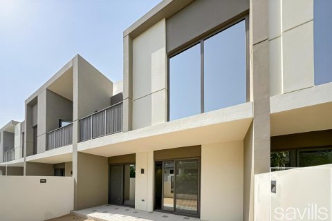 Kaupunkipientalo Tilal Al Ghaf, Dubai, Arabiemiraatit 3 makuuhuonetta, 149 m2 № 642111 - kuva 1