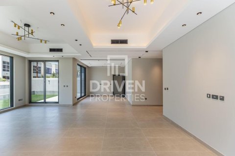 Villa te huur in Al Furjan, Dubai, VAE 5 slaapkamers, 599.97 vr.m., nr 747059 - foto 5