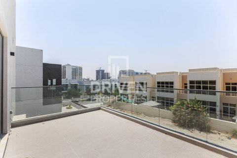 Villa te huur in Al Furjan, Dubai, VAE 5 slaapkamers, 599.97 vr.m., nr 747059 - foto 19