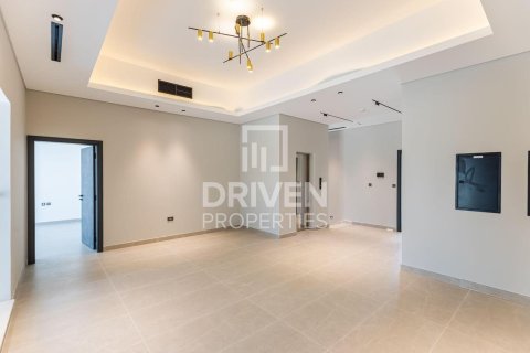 Villa te huur in Al Furjan, Dubai, VAE 5 slaapkamers, 599.97 vr.m., nr 747059 - foto 12