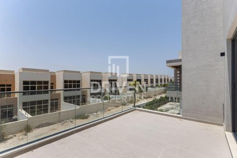 Villa te huur in Al Furjan, Dubai, VAE 5 slaapkamers, 599.97 vr.m., nr 747059 - foto 20