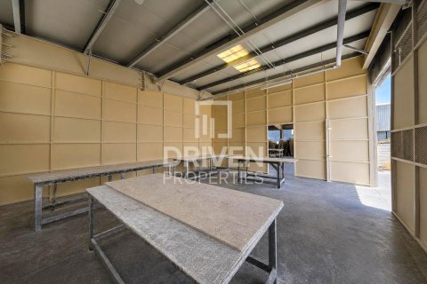 Skladište u gradu Dubai, UAE 2097.56 m2 Br. 747062 - Slika 12