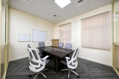 Skladište u gradu Dubai, UAE 2097.56 m2 Br. 747062 - Slika 3