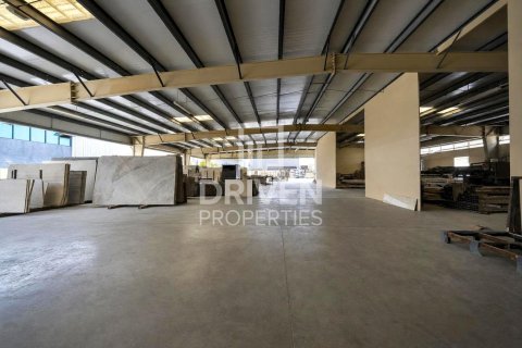 Skladište u gradu Dubai, UAE 2097.56 m2 Br. 747062 - Slika 8
