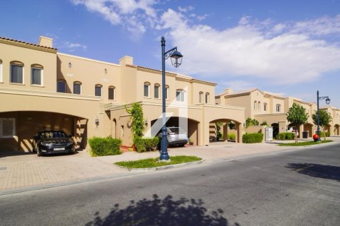 Villa in Serena, Dubai, UAE 3 bedrooms, 172.5 sq.m. № 656924 - photo 1