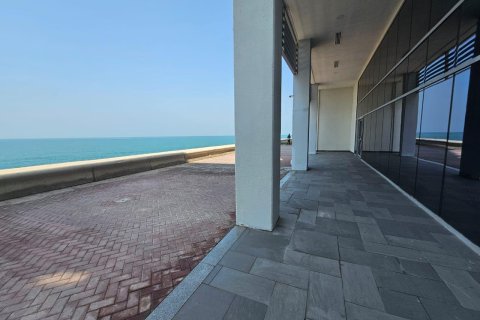Trgovina u gradu Al Marjan Island, Ras Al Khaimah, UAE 127 m2 Br. 656752 - Slika 1