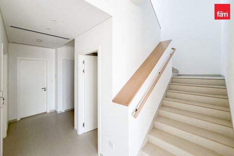 Rijtjeshuis te huur in Jebel Ali, Dubai, VAE 3 slaapkamers, 238 vr.m., nr 738837 - foto 22