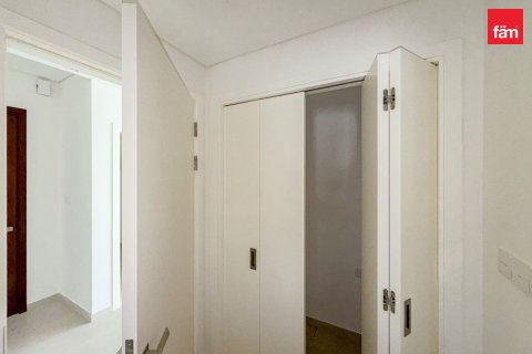 Rijtjeshuis te huur in Jebel Ali, Dubai, VAE 3 slaapkamers, 238 vr.m., nr 738837 - foto 23