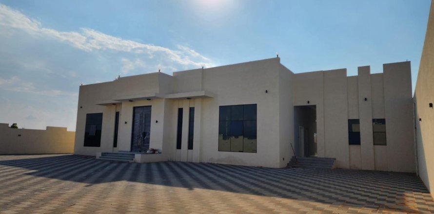 Al Riffa、Ras Al Khaimah、UAEにあるヴィラ 4ベッドルーム、929 m2 No656222