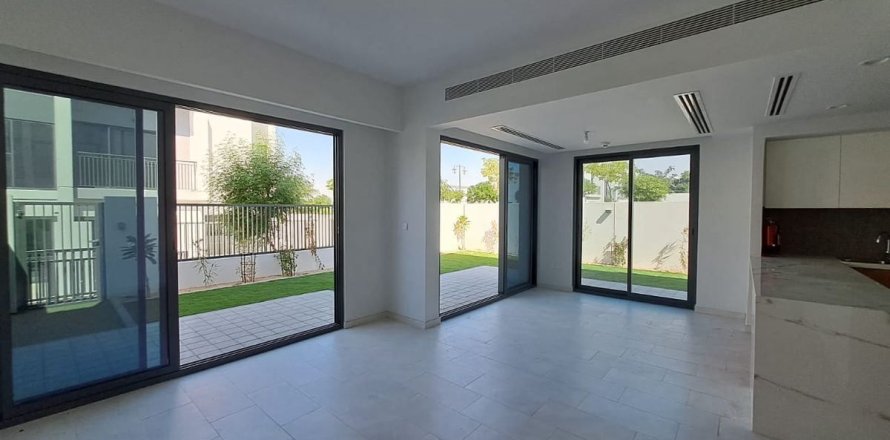 Villa i Dubai, UAE 4 sovrum, 230 kvm Nr. 705966