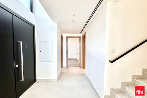 Villa til leie i Al Furjan, Dubai, Emiratene 4 soverom, 358.8 kvm Nr. 699972 - Foto 17