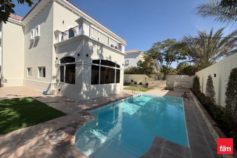 Dubai, संयुक्त अरब अमीरात में विला, 3 बेडरूम, 547.1 वर्ग मीटर, संख्या 638465 - फ़ोटो 17