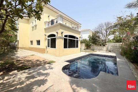 Vilë në Dubai, Emiratet e Bashkuara Arabe 3 dhoma gjumi, 547.1 m2. № 638465 - Foto 1