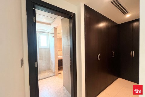 Vilë në Dubai, Emiratet e Bashkuara Arabe 3 dhoma gjumi, 547.1 m2. № 638465 - Foto 14