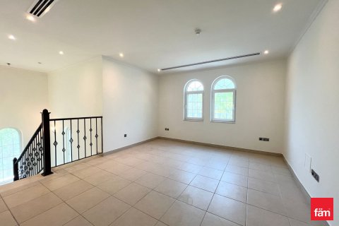 Vilë në Dubai, Emiratet e Bashkuara Arabe 3 dhoma gjumi, 547.1 m2. № 638465 - Foto 6