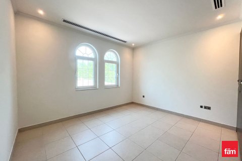 Vilë në Dubai, Emiratet e Bashkuara Arabe 3 dhoma gjumi, 547.1 m2. № 638465 - Foto 16