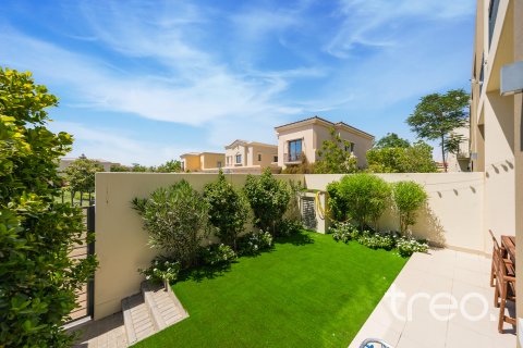 Városi lakóépület itt: Arabian Ranches 2, Dubai, EAE, 3 hálószoba, 184.69 m², azonosító: 733261 - fénykép 19
