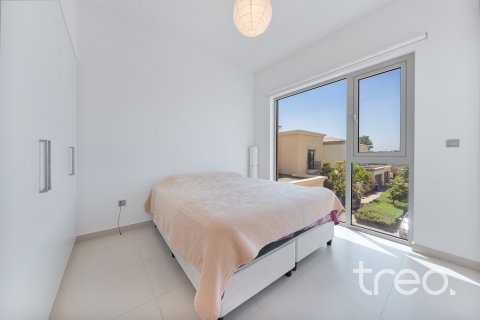 Városi lakóépület itt: Arabian Ranches 2, Dubai, EAE, 3 hálószoba, 184.69 m², azonosító: 733261 - fénykép 12