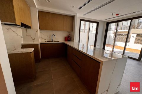Řadový dům v Dubai, SAE 4 ložnice, 253.3 m² Č.: 678136 - fotografie 4