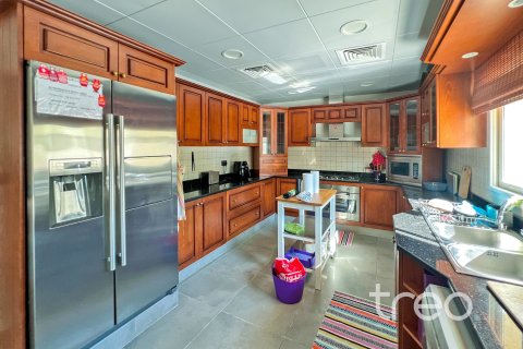 Vila di Meadows, Dubai, UAE 4 bilik tidur, 373.28 meter persegi № 733480 - foto 8
