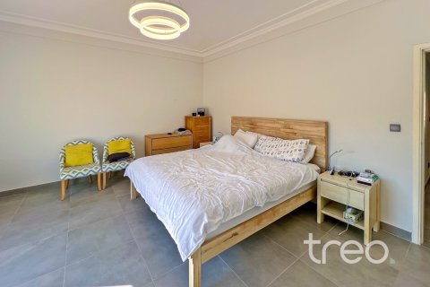 Vila di Meadows, Dubai, UAE 4 bilik tidur, 373.28 meter persegi № 733480 - foto 21