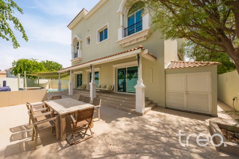 Villa zur Miete in The Villa, Dubai, VAE 5 Schlafzimmer, 628.49 m2 Nr. 733485 - Foto 3